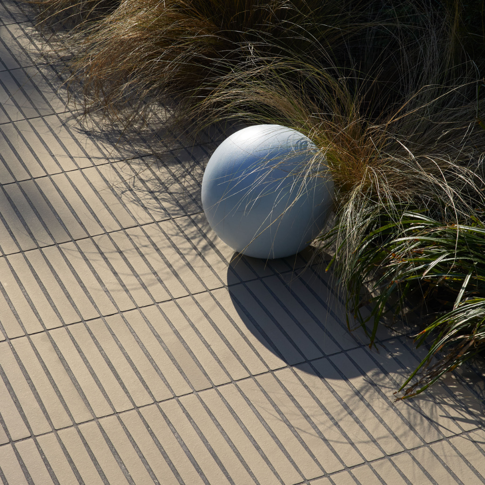 undefined Osso & Bottone by Ronan Bouroullec